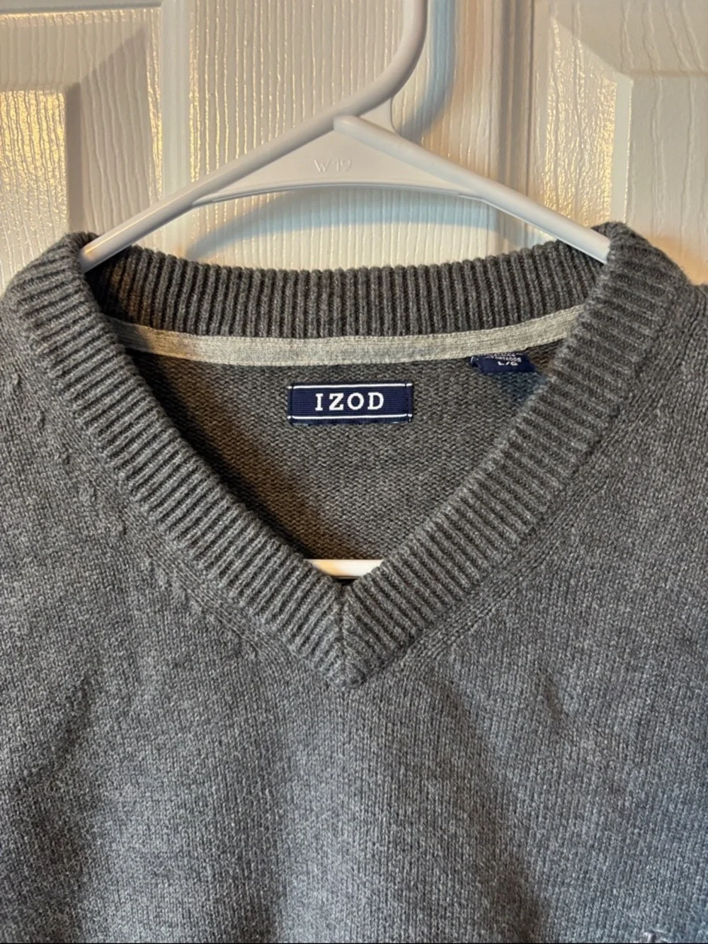 Izod Men's Charcoal Gray V-Neck Sweater